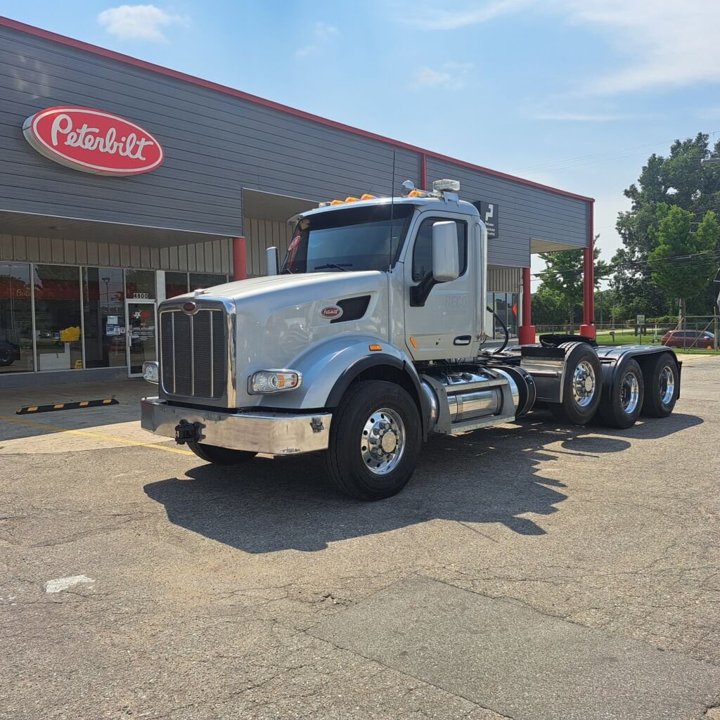 2020 PETERBILT 567